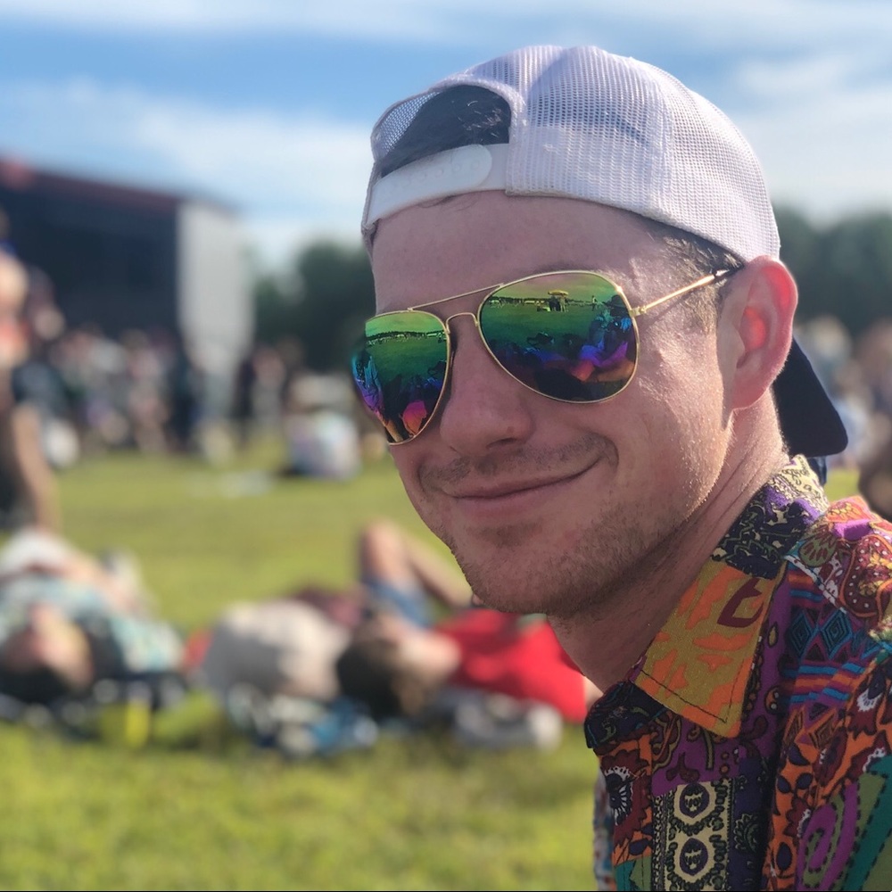 Meet your Posher, Hayes